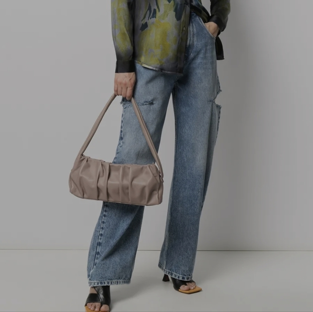 Elegant Purple Shoulder Bag